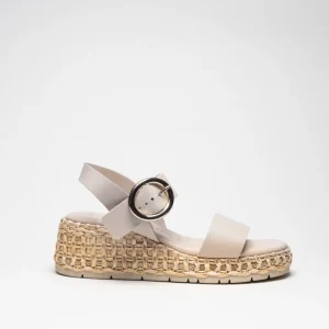 DAFNE: NUDE, BEIGE - SANDALO SUOLA GOMMA CON ZEPPA 6 CM FASCIATA IN RAFIA